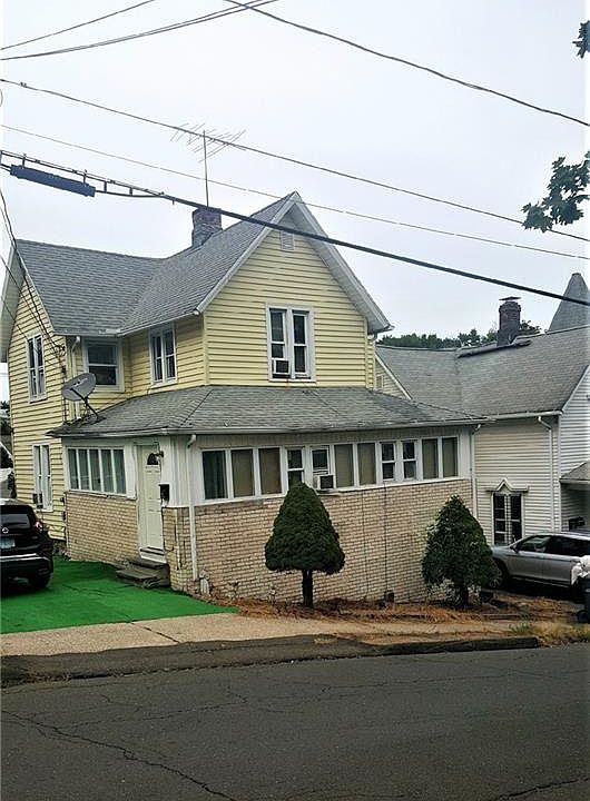 2nd image of 7 Grandview Ave