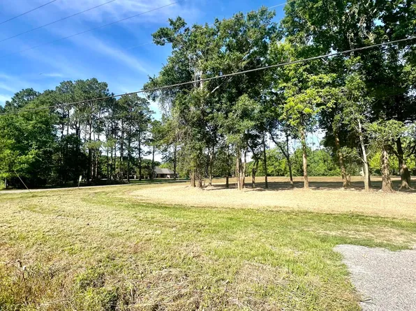 3313 Chalfonte Crescent Rd, New Iberia, LA 70563