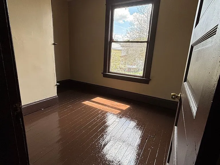 412 Wayne Ave — Photo 15