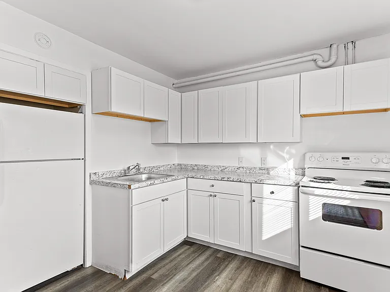221 N Normal St — Photo 21