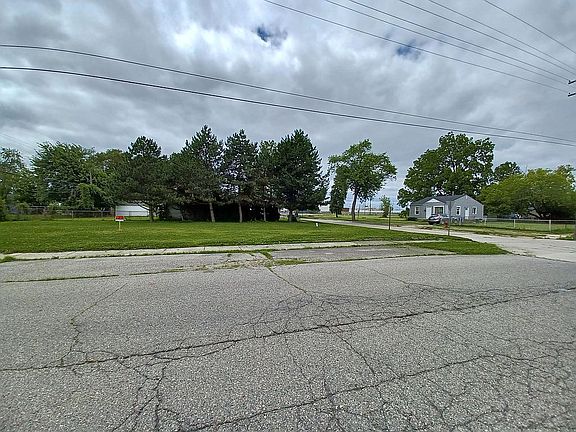 5th image of 6816 Jackson Ave