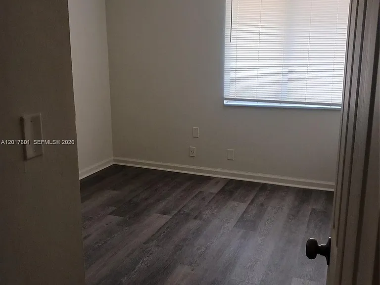 2107 NW 59th Ter #60 — Photo 5