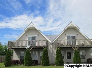 5441 Bay Village Dr, Athens, AL 35611