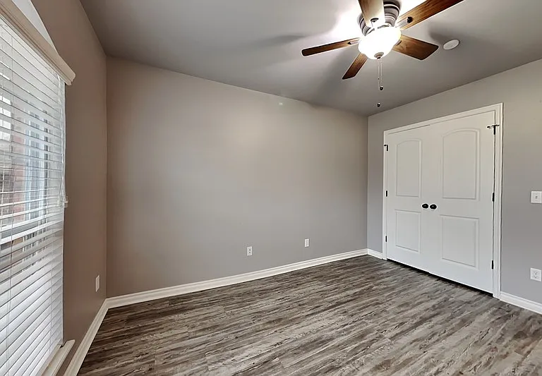 9908 Allie Hope Ln — Photo 14