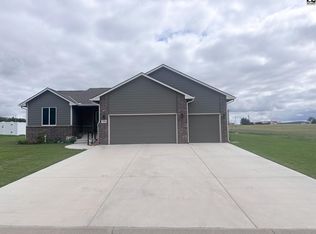 540 Peltiers Way, Pratt, KS 67124