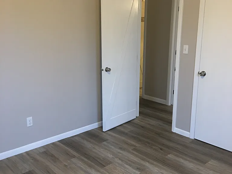 50 N Seine Dr #2 — Photo 5