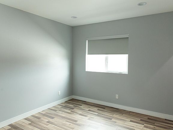 3rd image of 5731 1/2 Klump Ave