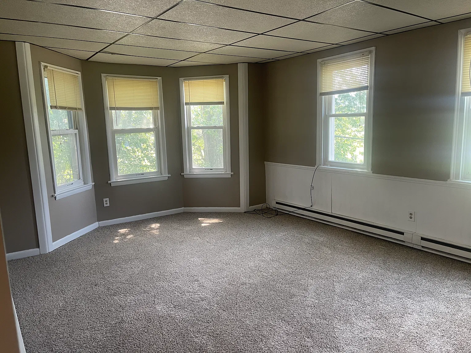 701 W Butler Dr — Photo 4