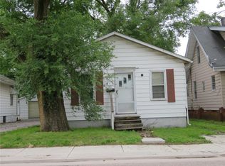 217 S Central Ave, Roxana, IL 62084