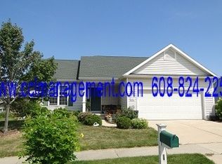 6918 Buckhorn Dr, Madison, WI 53718