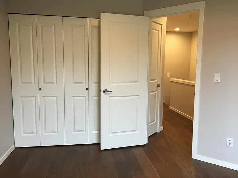 2nd bedroom with good size closet
