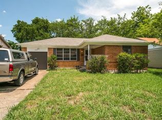 3433 Gray Dr, Mesquite, TX 75150
