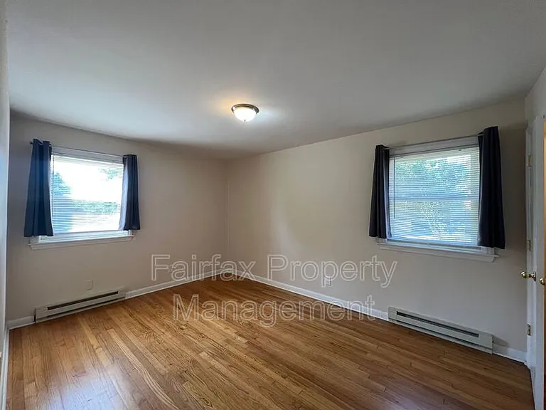 1937 Morehead Ave — Photo 20