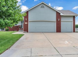 1509 S Shiloh Ct, Wichita, KS 67207