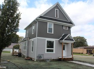 720 Bush Ave, Garner, IA 50438