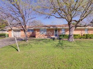 315 Estates Dr, Woodway, TX 76712