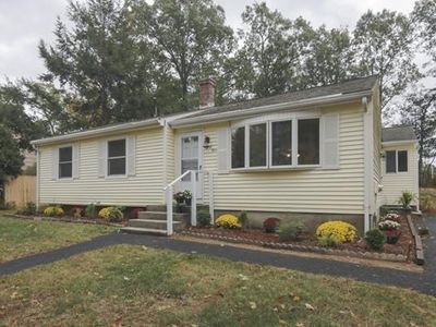 85 S Tallyho Dr, Springfield, MA, 01118