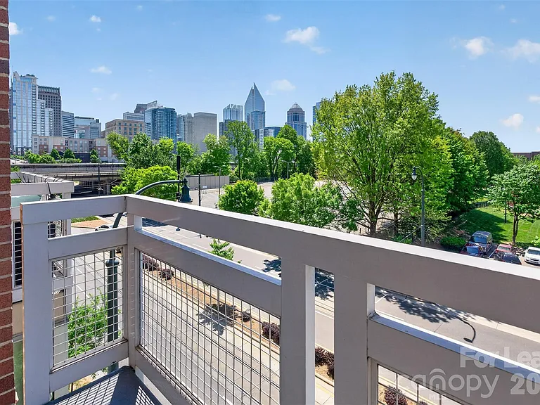 710 W Trade St #505 — Photo 30