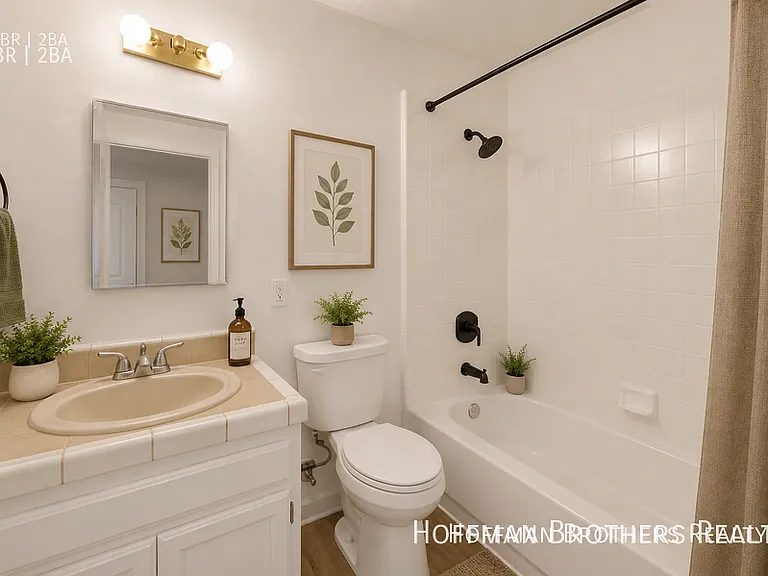 6828 Fulton Ave #6 — Photo 4