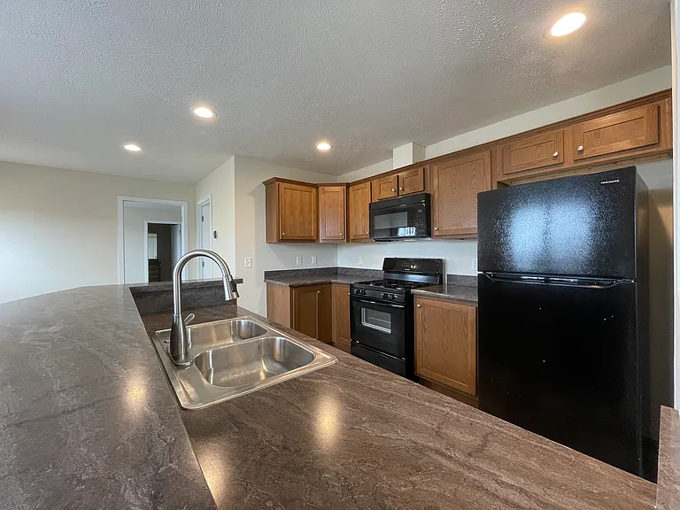 7204 E Grand River Ave — Photo 18