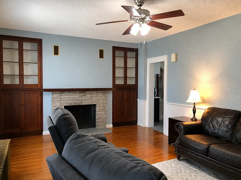 1007 Spring St — Photo 6