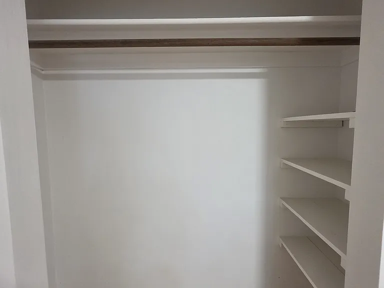 166 Draper St NE — Photo 16