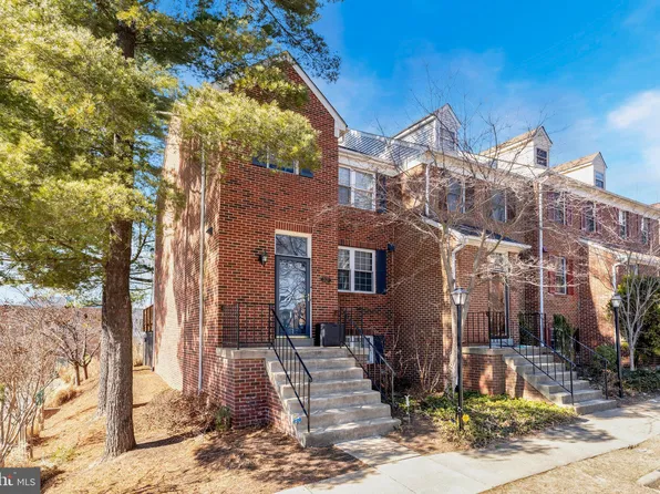 2127 Dominion Way, Falls Church, VA 22043