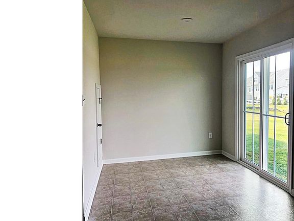 5th image of 450 Sitka Spruce Ln