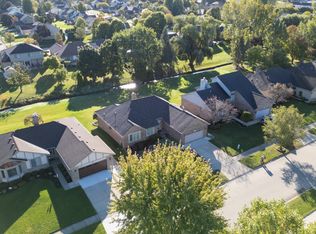 52344 Powderhorn Dr, Macomb, MI 48042