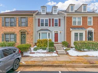 8735 Stone Hill Pl, Springfield, VA 22153