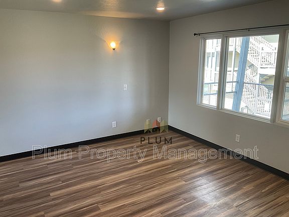 5th image of 1024 Stephens Ave Units 14 & 7