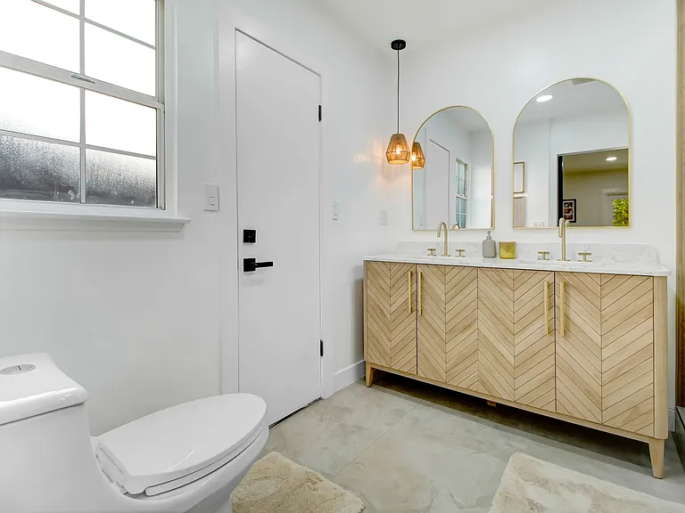 23209 Bigler St — Photo 37