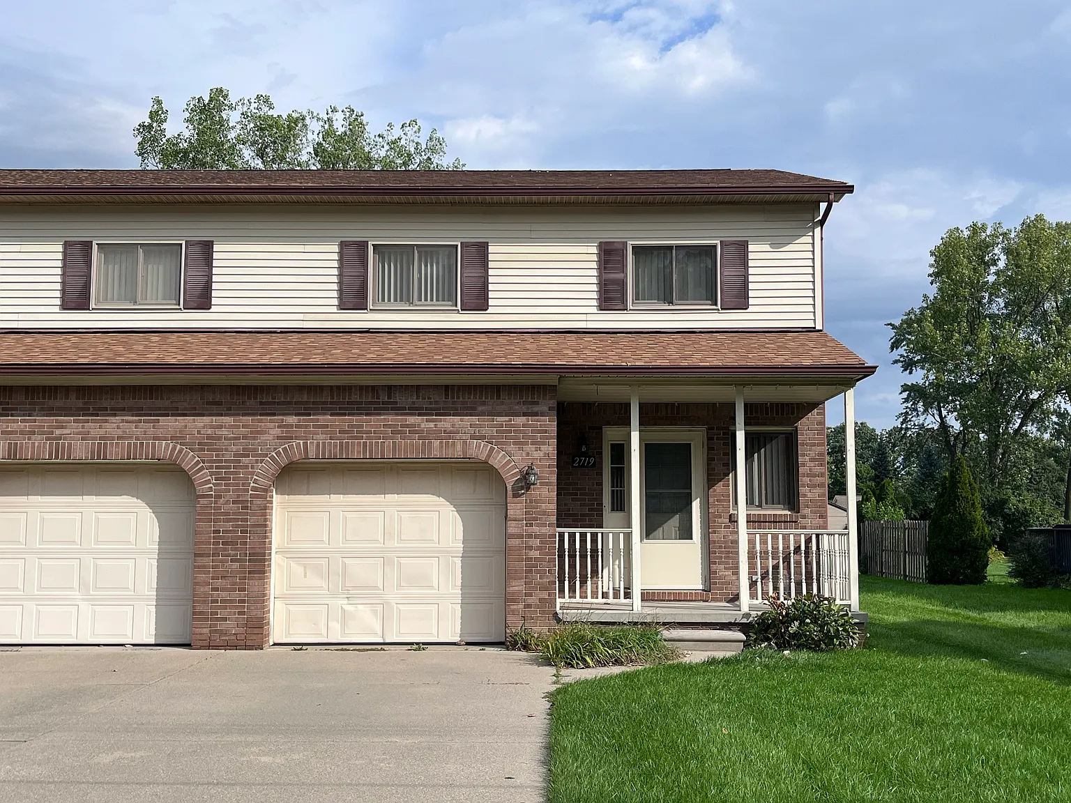 3 bed, 1.5 bath, 1310 sqft, $1,650 — Photo 1