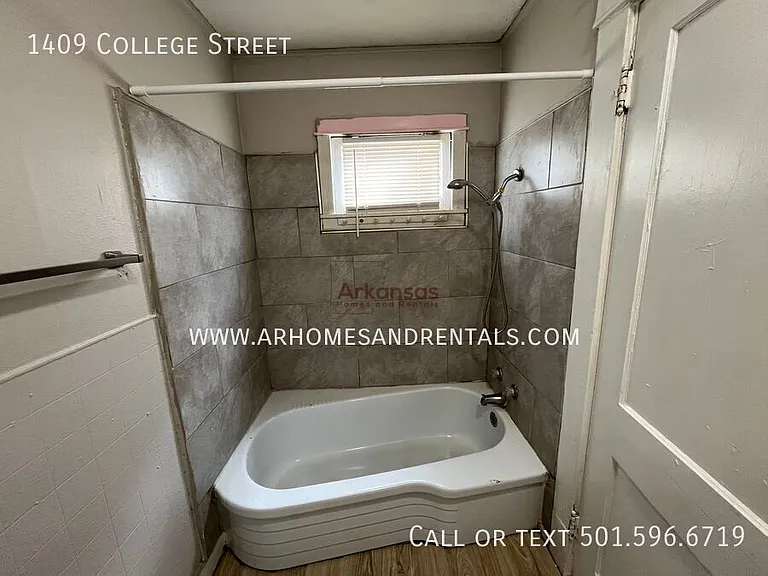 1409 College St — Photo 7