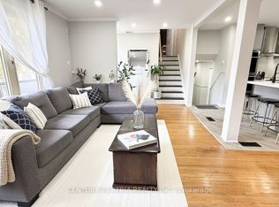 2 Watson Cres, Brampton, ON L6W1E6