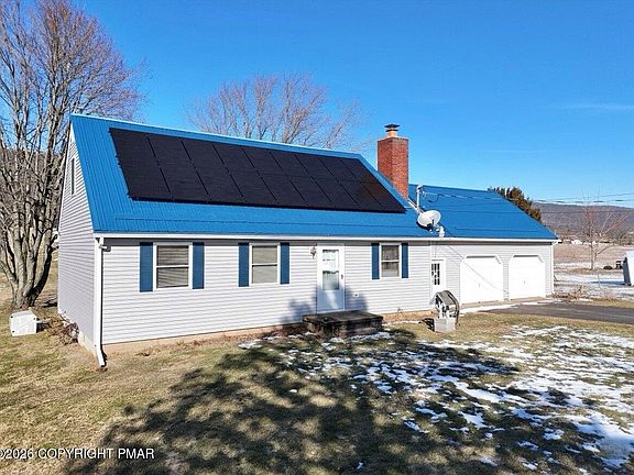 3rd image of 443 Mountain Rd