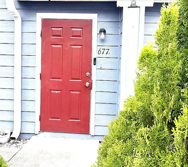 677 Orchid Dr #B — Photo 5