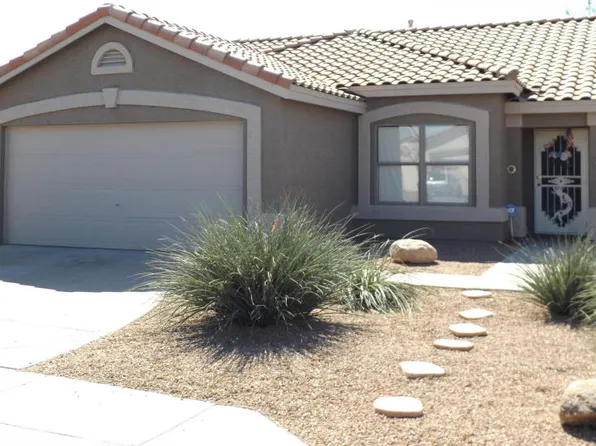8425 E Navarro Cir, Mesa, AZ 85209