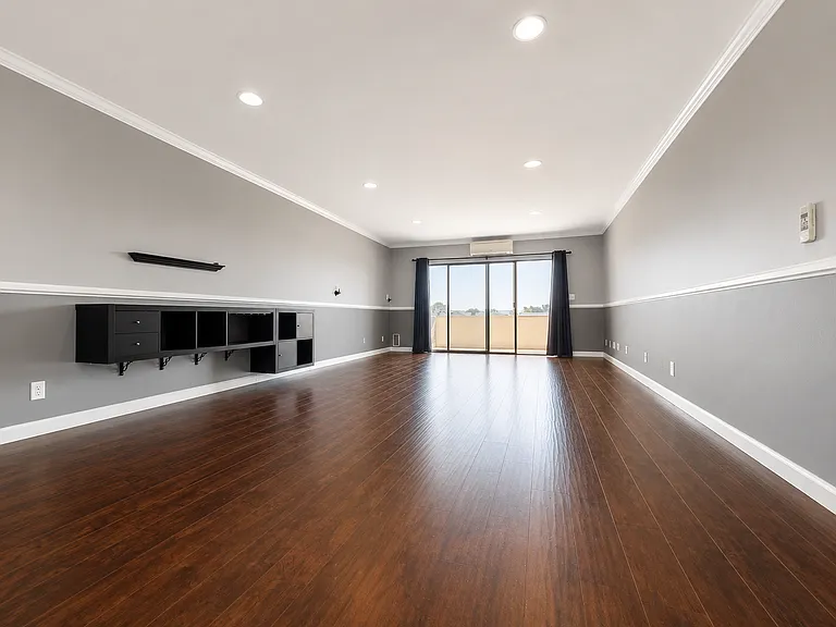 1299 Cordova St #308 — Photo 2