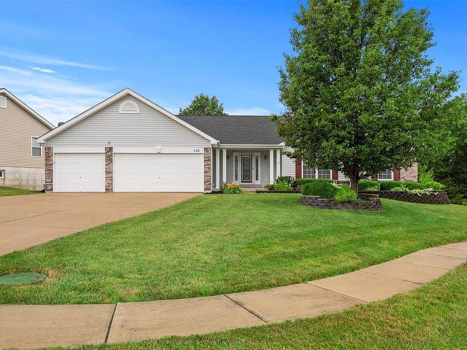 1st image of 105 Prairie Bluffs Dr