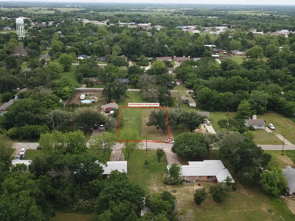 728 E North St, Wills Pt, TX 75169