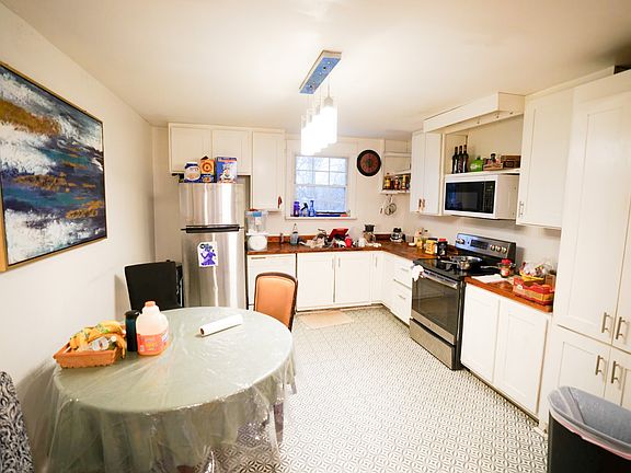 2nd image of 245 Welch Rd