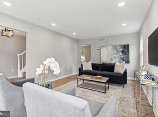 16 Lindsey Ct, Essex, MD 21221