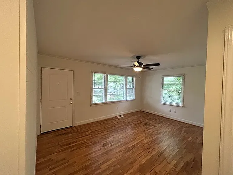 202 Gilliland Ave — Photo 5