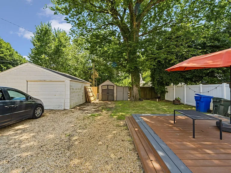 305 Palen Ave — Photo 20