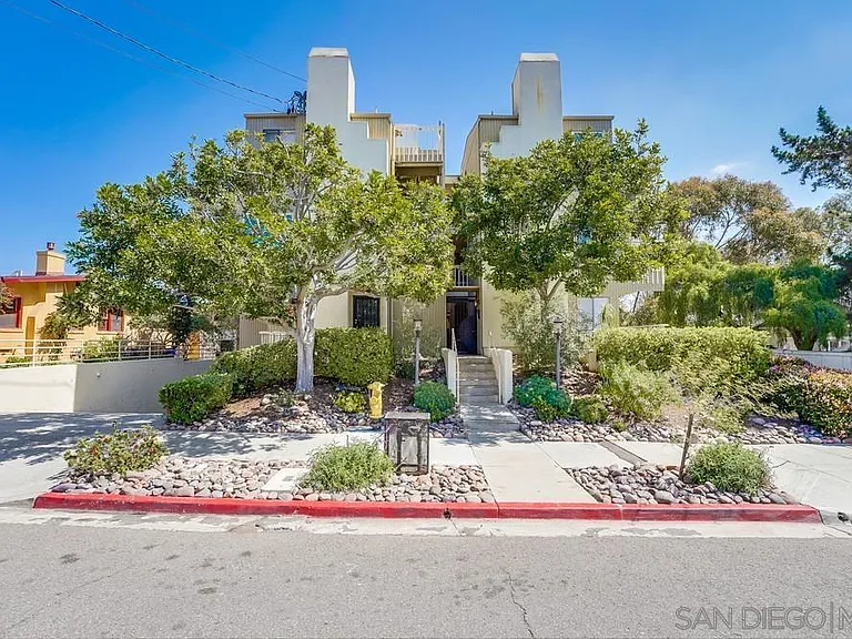 4055 Eagle St #202 — Photo 5