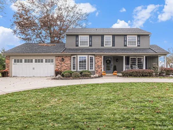 36101 Congress Rd, Farmington Hills, MI 48335