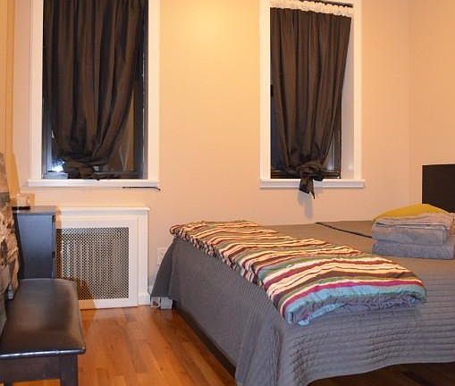 2nd image of 305 E 104th St APT 1w