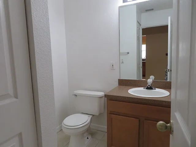 1040 Winding Water Way — Photo 14