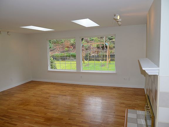 4th image of 6457 NE 153rd St